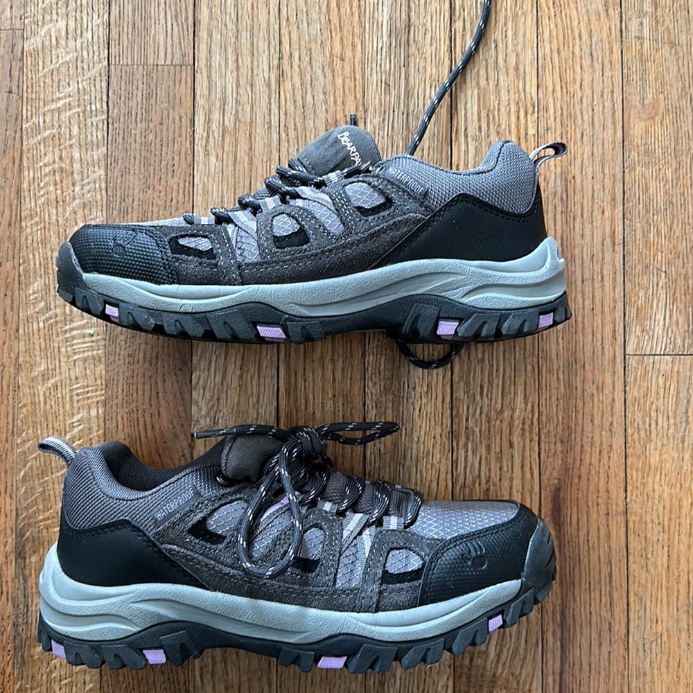Bearpaw hiking shoes